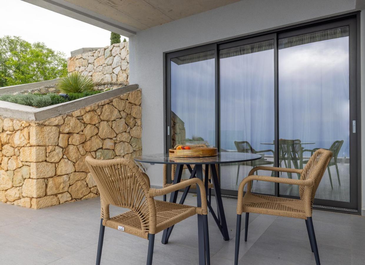 Anadeo Villas & Suites Exanthia Exterior foto
